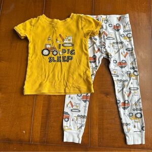 Old Navy “I Dig Sleep” pajama set | 4t | construction print